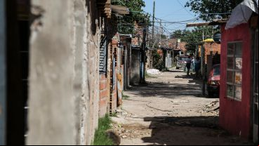 En Rosario cerca de cien mil personas viven en condiciones de indigencia.