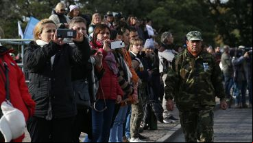 Ex combatientes de Malvinas de todo el país desfilaron en Rosario por el Día de la Bandera.