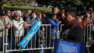 Ex combatientes de Malvinas de todo el país desfilaron en Rosario por el Día de la Bandera.