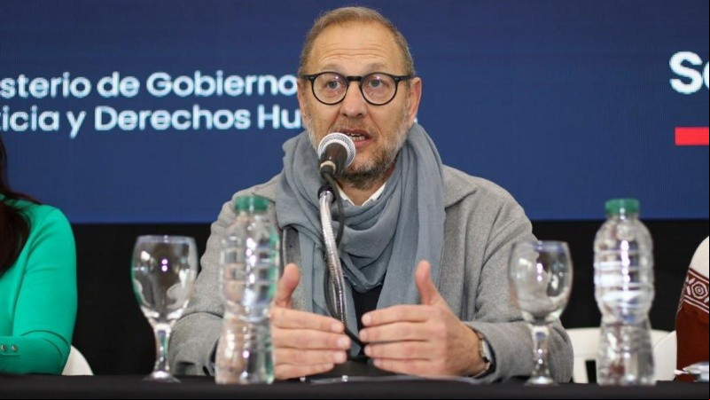 Corach: Nación toma medidas que atentan contra el federalismo