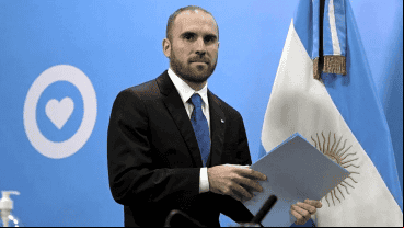 Mientras Cristina hablaba, Guzmán publicó su carta de renuncia de siete páginas.