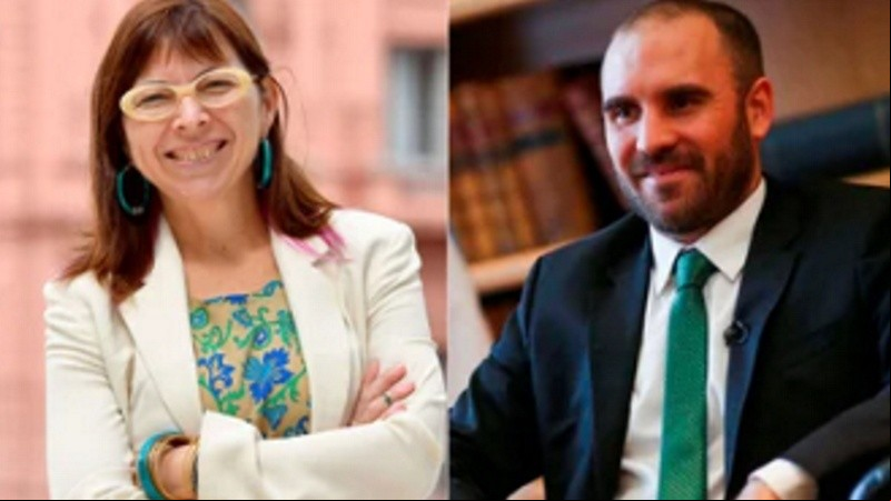 La designada ministra de Economía, Silvina Batakis y el funcionario saliente, Martín Guzmán.