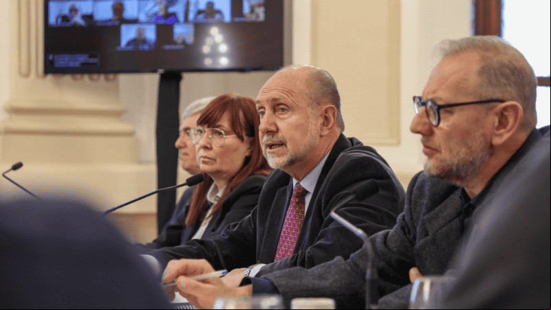 Las dependencias provinciales deberán abrir con normalidad el 23 de diciembre.