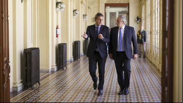 Con Massa, el presidente busca "reorganizar las áreas económicas para un mejor funcionamiento, coordinación y gestión".