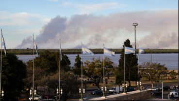 Así se veían los focos minutos antes de la movilización en el Monumento este miércoles por la tarde.