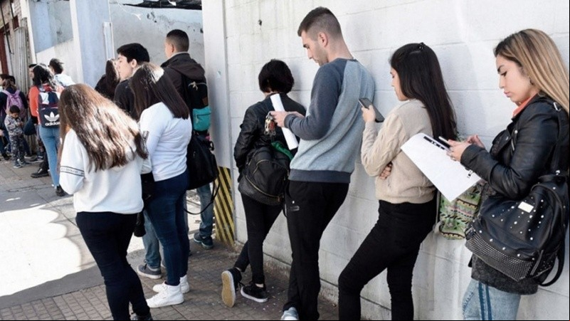 Según cifras de la ONU a nivel mundial, uno de cada cinco jóvenes no tiene empleo ni educación o formación, y tres de cada cuatro son mujeres.