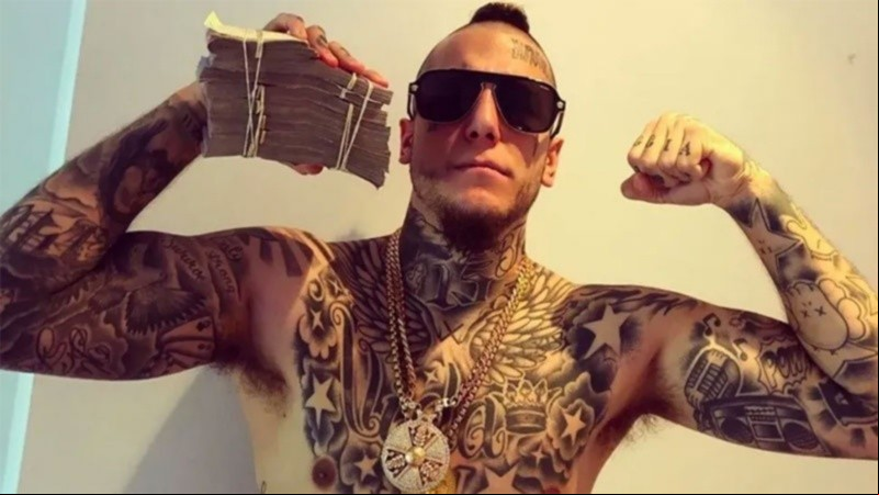 Caniggia se gastó el premio viajando junto a su novia. 