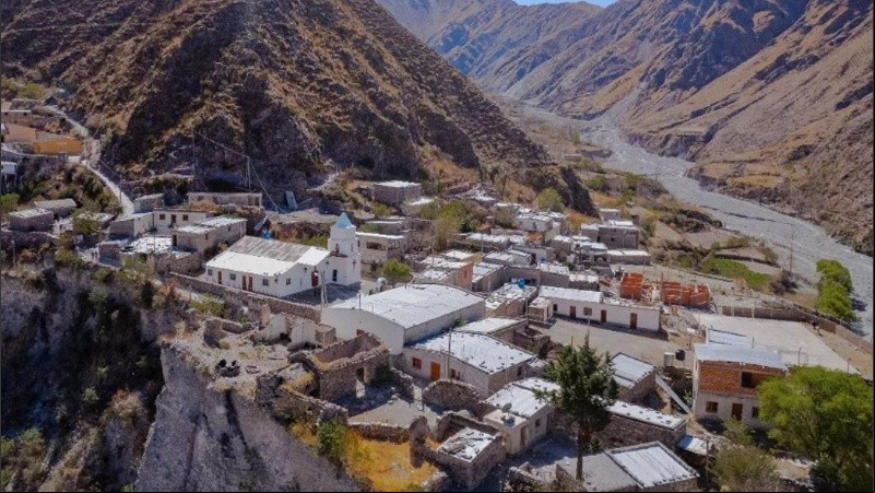 Una postal de San Isidro de Iruya, en Salta.
