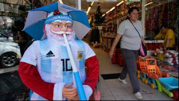 Motivos navideños en un Mundial atípico en esta época del año.