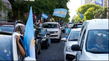 Los festejos en las calles rosarinas.
