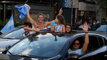 Los festejos en las calles rosarinas.