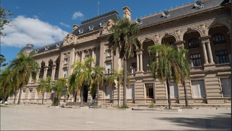 El primer encuentro será el lunes 26 en la Casa Gris de la capital provincial.