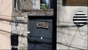 El pasillo donde vivía Candelaria con su familia, a pocos metros es donde se hizo el allanamiento.