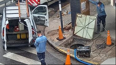 El corte de luz continuaba en la zona desde media mañana.