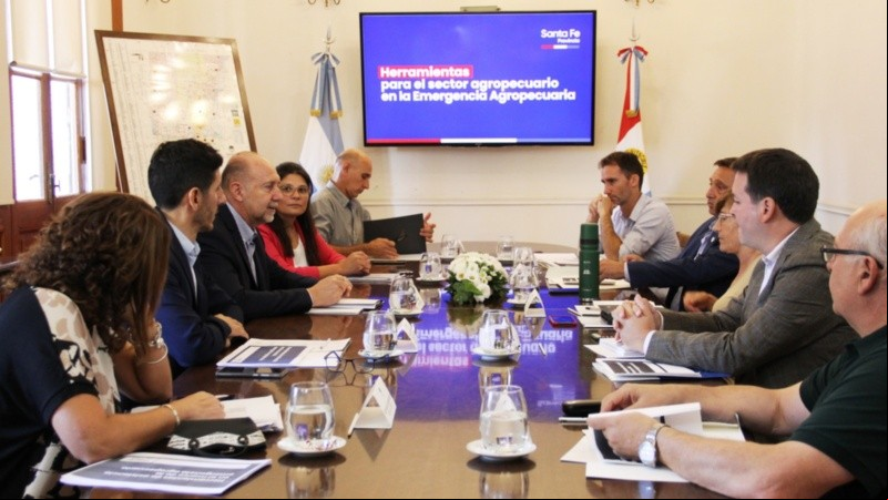 La reunión se desarrolló en el salón Protocolar de Casa de Gobierno, en la ciudad de Santa Fe