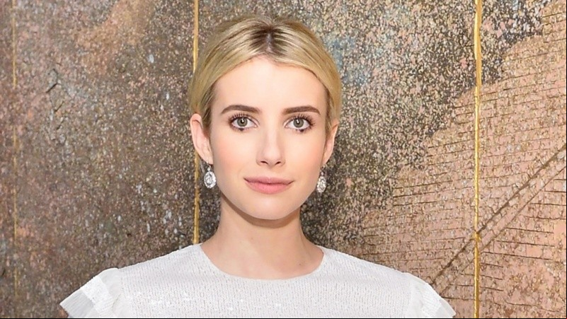 Algunas celebridades, como Emma Roberts, ya se animaron a lucirlo