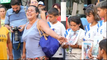 Dolor y reclamo en la marcha por Máximo, este viernes en el centro de Rosario