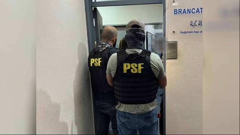 El allanamiento a la Sociedad Brancatelli, en la misma jornada en que Vitetta cayó preso.