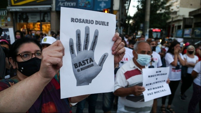 La inseguridad afecta cada vez de manera más clara la vida cotidiana de los rosarinos.