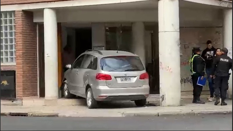 Así quedó un Volkswagen Suran este martes por la tarde.