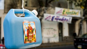 En la parroquia de Buenos Aires y Riobamba se realiza misa y procesión.