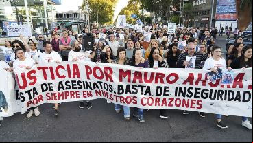 Familiares y vecinos se movilizan otra vez para exigir Justicia.