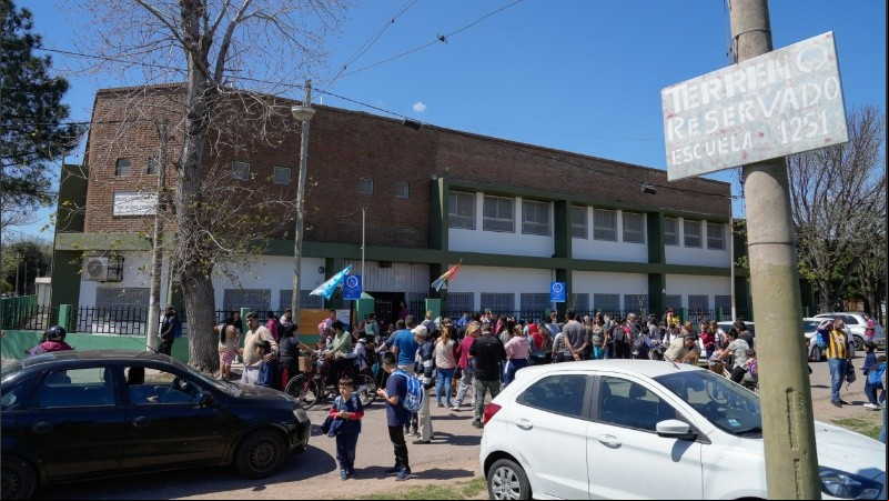 La escuela Nº1251 tiene sistema de rotación de sus alumnos y alumnas.