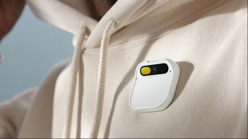 El AI Pin saldrá a la venta el 16 de noviembre en Estados Unidos.