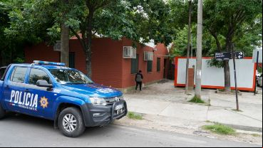 El centro de salud se encuentra custodiado ahora por patrulleros durante las horas que atiende a los vecinos.