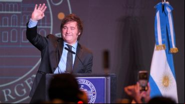 Milei festejó con sus seguidores en el Hotel Libertador de la ciudad de Buenos Aires.