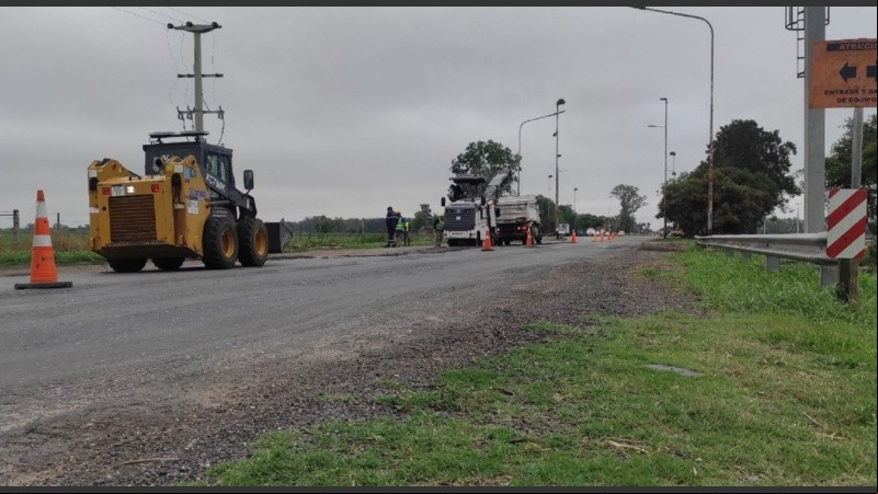 Vialidad realiza trabajos este miércoles sobre la ruta nacional Nº 11, en la zona del ex peaje de Nelson.