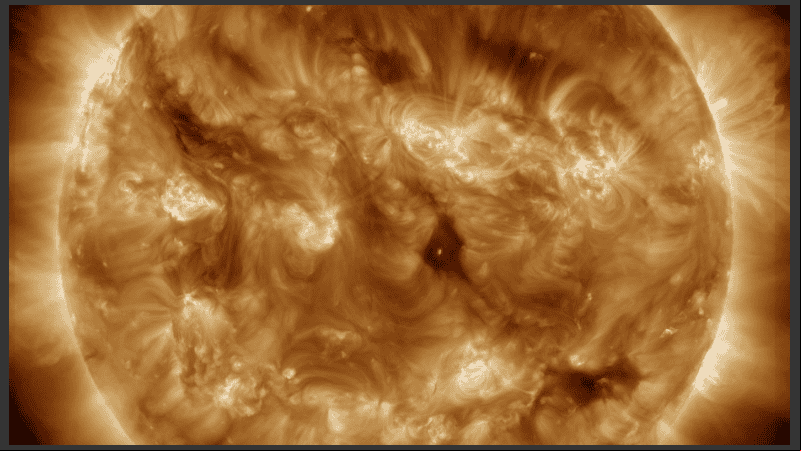 Una forma de seguir el ciclo solar es contando el número de manchas solares.