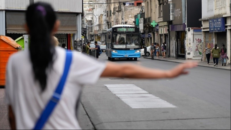 Rosario aún no confirmó si adherirá o no al paro de colectivos del próximo martes 6 de mayo.