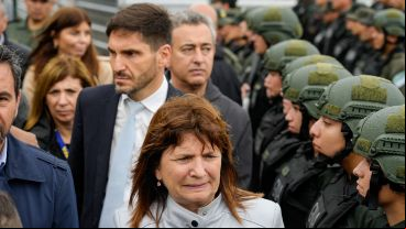 La ministra, el gobernador y el intendente.