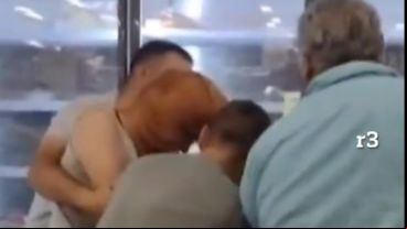 La pelea se desató por un corte de carne.