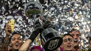 La copa que ganó Central.