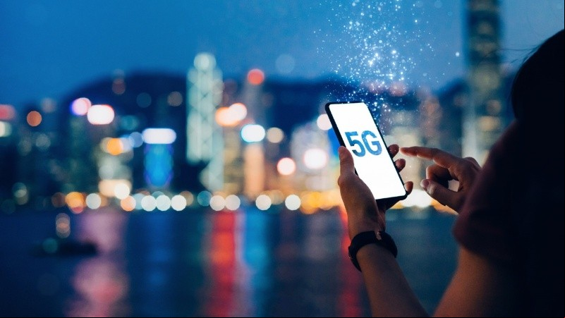 Las redes 5G transmiten una gran cantidad de datos con mayor rapidez que las 4G.