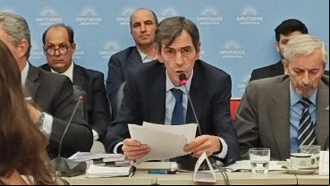 El secretario de Energía aclaró que todvía hay espacio para reglamentaciones complementarias