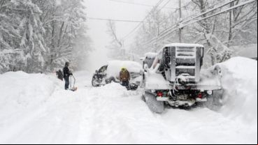 Las muertes ocurrieron por hipotermia, accidentes en carreteras resbaladizas por la nieve y problemas con el sistema de calefacción.