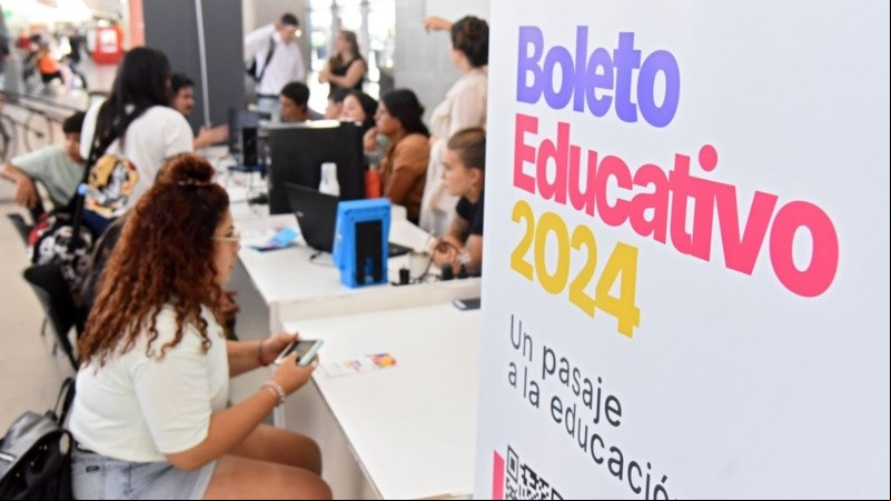 El beneficio permite acceder a dos pasajes diarios gratis para estudiar o trabajar en escuelas.
