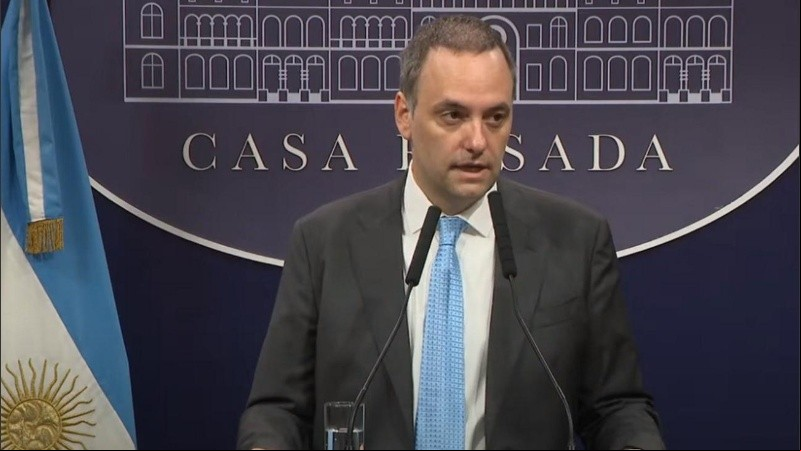 Respecto al encuentro del presidente con el Papa, contó que Javier Milei está 