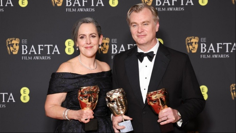Christopher Nolan y Emma Thomas ganaron el premio Bafta al mejor director y a la mejor edición por la película 
