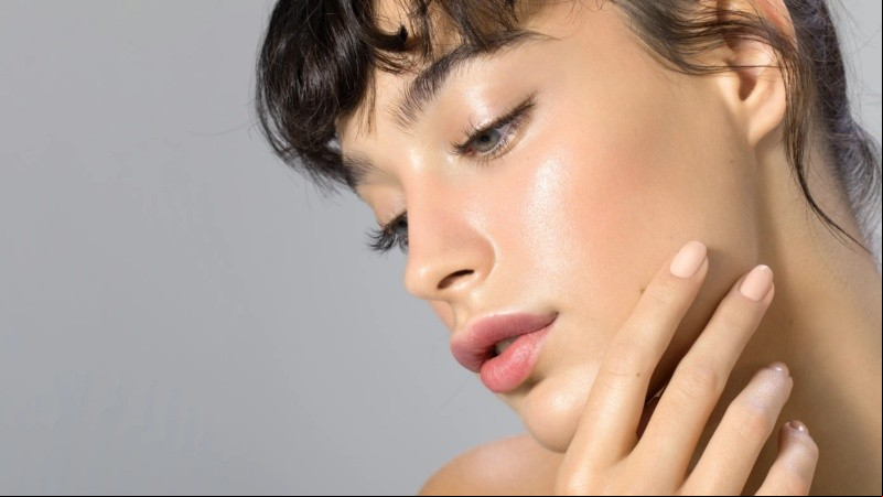Una rutina de skincare colabora con la buena salud y el cuidado de la piel durante todo el año.