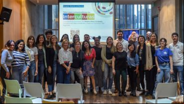 El taller "Interculturas, conectando la diversidad" se realizó en la Biblioteca Argentina.