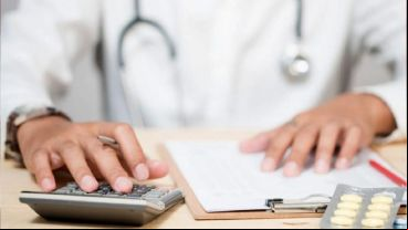 Las prepagas deberán retrotraer los aumentos aplicados durante los últimos meses.