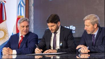 Llaryora, Pullaro y Frigerio.