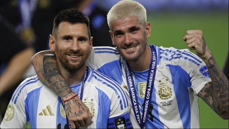 Messi y De Paul, tras la obtención de la Copa América 2024.