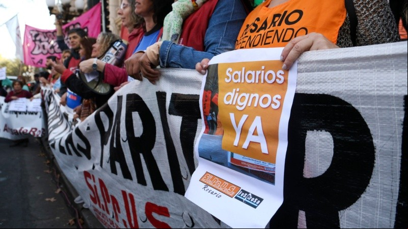 Los profesionales de la salud vienen de realizar un paro este mes.