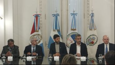 El ministro de Justicia de la Nación en Rosario junto al gobernador Pullaro y al intendente Javkin.