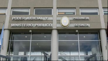 "Al principio, hablábamos del niño y resulta que el niño tiene 61 años. Todos los que intervienen en esta adopción integran la tercera edad", dijo la jueza Ana María Carriquiry, que firmó el Fallo.